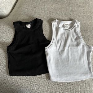 Women’s tank top bundle